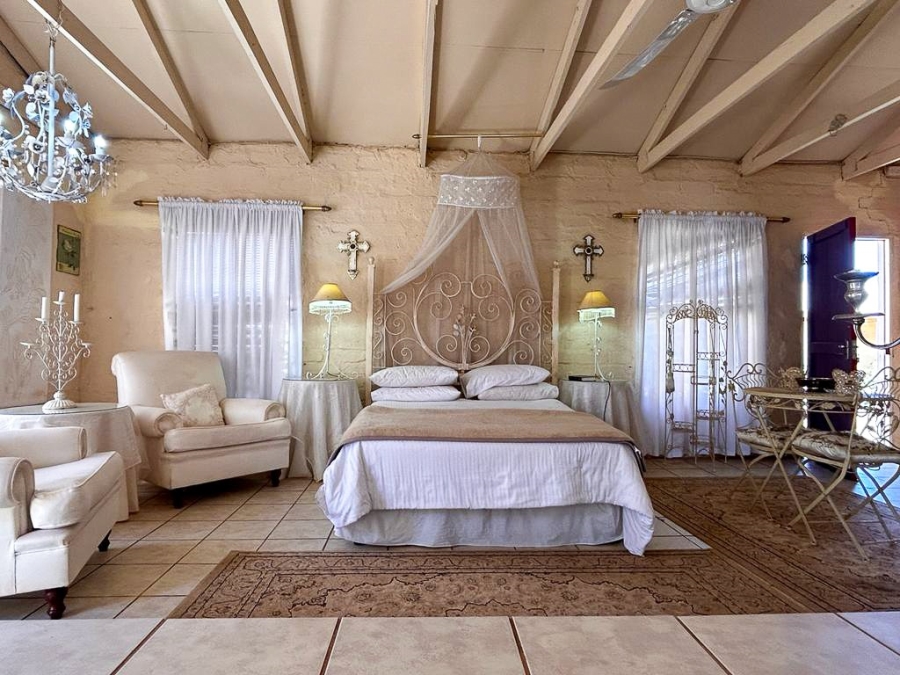 8 Bedroom Property for Sale in Potchefstroom Rural North West